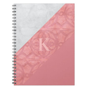 Ruddy Pink Batik und Graufarbenbrief Notizblock
