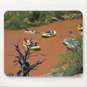 Ruderboot-Rafts fahren in den Colorado River ein Mousepad