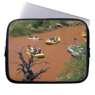 Ruderboot-Rafts fahren in den Colorado River Laptopschutzhülle