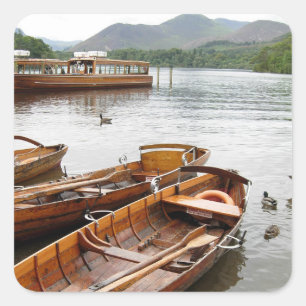 Ruderboote: Derwentwater, Cumbria Quadratischer Aufkleber