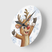 Rudolph mit blauen Schneeflocken Runde Wanduhr (Winkel)