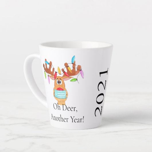Rudolph the Face Masked Reindeer Latte Tasse (Linke Ecke)