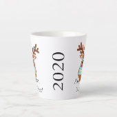 Rudolph the Face Masked Reindeer Milchtasse (Vorderseite)