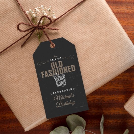 Rufen Sie den altmodischen Whiskey-Cocktail zum Ge Geschenkanhänger