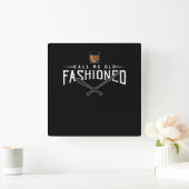 Rufen Sie den altmodischen Whiskey Quadratische Wanduhr (Zuhause)