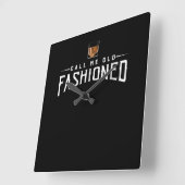 Rufen Sie den altmodischen Whiskey Quadratische Wanduhr (Winkel)