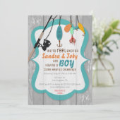 Rufen Sie die aufregende Baby-Dusche der Fischerei Einladung (Stehend Vorderseite)