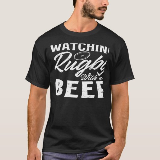 Rugby mit einem Bier-Rugby T-Shirt (Vorderseite)