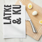 Rugelach Challah Latke & Kugel Funny Hanukkah Food Geschirrtuch (Viertel Falte)