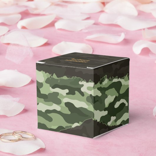 Rugged Green Camouflage Personalisiert Geschenkschachtel (Hochzeit)