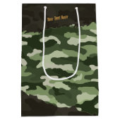 Rugged Green Camouflage Personalisiert Mittlere Geschenktüte (Rückseite)