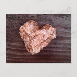 Rugged Heart Rock - Natural Postkarte