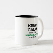 Ruhe behalten habe ich dafür eine Tabelle - Spread Zweifarbige Tasse (VorderseiteRechts)