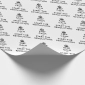Ruhe behalten und die Revolution zu starten Geschenkpapier (Ecke)