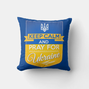 Ruhe behalten und für die Ukraine beten Kissen
