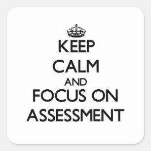 Ruhe behalten und sich auf die Bewertung zu konzen Quadratischer Aufkleber