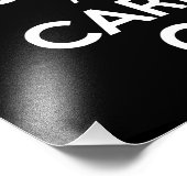 Ruhe bewahren und auf schwarzem Foto tragen (Ecke)