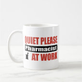 Ruhe-bitte Apotheker bei der Arbeit Kaffeetasse (Links)