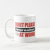 Ruhe-bitte Journalist bei der Arbeit Kaffeetasse (Links)