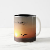 Ruhe JETZT!!! Zweifarbige Tasse (VorderseiteRechts)