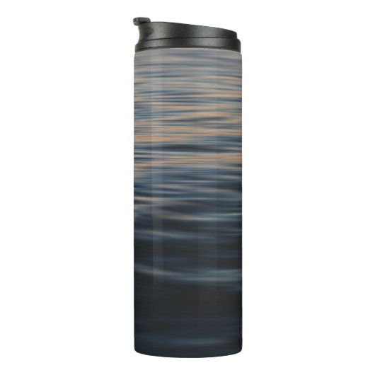 Ruhe Thermosbecher (Nach rechts gedreht)