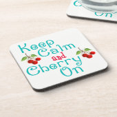 Ruhe und Kirsche auf den Untersetzer des Korks beh (Linke Seite)