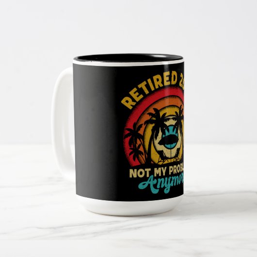 Ruhestand 2024 Nicht mein Problem mehr Ruhestand Zweifarbige Tasse (Vorderseite Links)