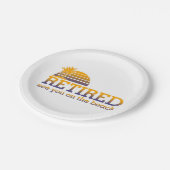 Ruhestand am Strand Pappteller (Schrägansicht)