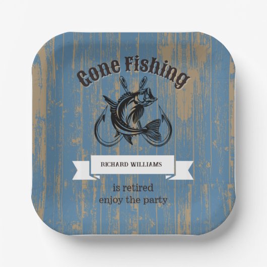 Ruhestand Gone Fishing Rumüde Rustikales Holz Pappteller (Vorderseite)