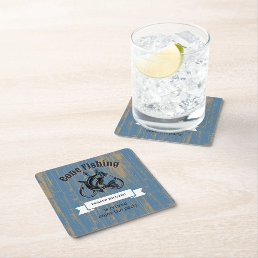 Ruhestand Gone Fishing Rumüde Rustikales Holz Rechteckiger Pappuntersetzer (Vor Ort)