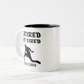 Ruhestand nicht getired Pickleball Player Zweifarbige Tasse (Vorderseite Links)