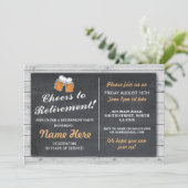 Ruhestand Party Cheers Beers Wood Chalk Einladung (Stehend Vorderseite)