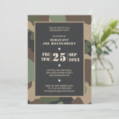 Ruhestand Party Militärische Waldkämme Einladung (Stehend Vorderseite)