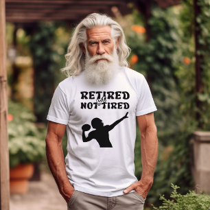 Ruheständische, aber nicht müde Altersfußball T-Shirt