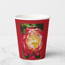 Ruhestandsfeier Rot und Gold Rose Blüten Makro