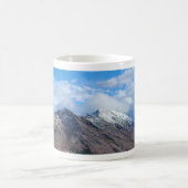 Ruhige Berglandschaft Kaffee Tasse (Mittel)