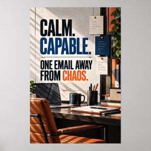 Ruhige Fähige Eine E-Mail vom Chaos Büro-Tippfehle Poster