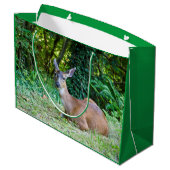 Ruhige Hirschgeschenktasche Große Geschenktüte (Rückseite Schrägansicht)