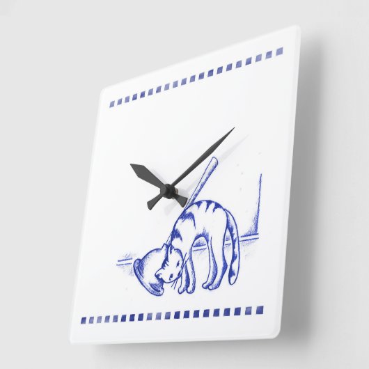 Ruhige Kitty Katze Badezimmer Toile Aussehen Quadratische Wanduhr (Winkel)