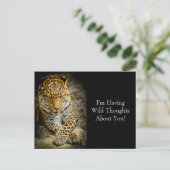 Ruhige Leopard "Wilde Gedanken" Postkarte (Stehend Vorderseite)