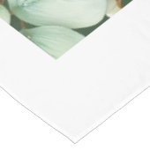 Ruhige moderne Eukalyptusblatt-Frühlings-Tischdeck Tischdecke (Schrägansicht)