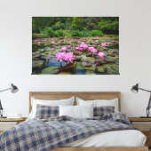 Ruhige Reflektionen: rosa Wasserlilien Leinwanddruck (Insitu (Schlafzimmer))