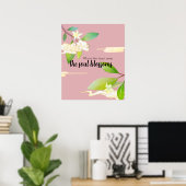 Ruhige rosa Blume Kunst mit bearbeitbarem Text Poster (Heimbüro)