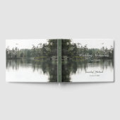 Ruhige, rustikale Seenplatte reflektiert Erinnerun Gästebuch (Voll)