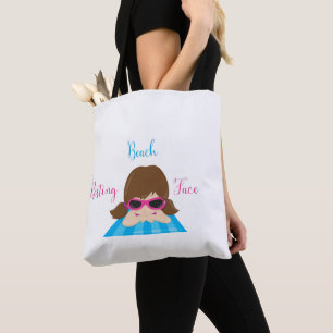 Ruhige Strandbrücke Girl on Beachtowel Tote Bag Tasche