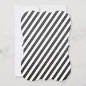 Ruhige und duschende Lage auf der sonnigen Tafel d Einladung (Rückseite)