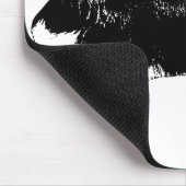 Ruhiger Corgi Fokus im Schnee Mousepad (Ecke)