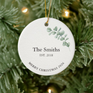 Ruhiger Luxus Salbeigrüner personalisierter Famili Keramik Ornament