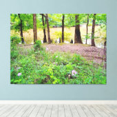 Ruhiger See mit Wildblumen Leinwanddruck (Insitu (Holzboden))