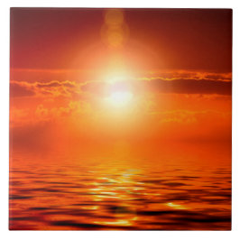 Ruhiger Sonnenuntergang Orange Golden Sky über dem Fliese